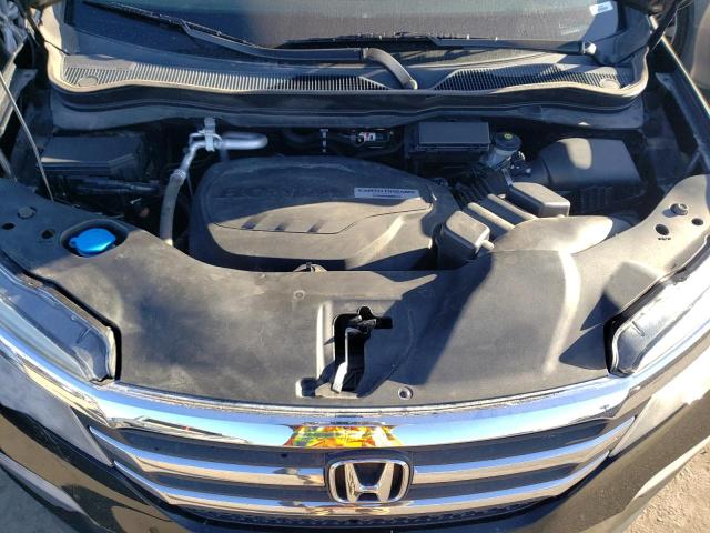 81642613-2017-honda-pilot_11