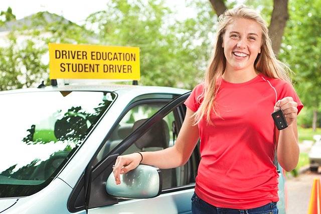 How To Choose A Driving School For Yourself?_2