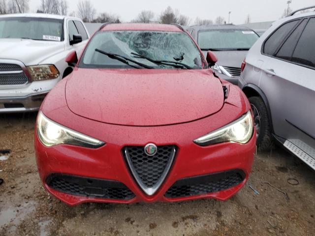 36247043-2018-alfa-romeo-stelvio_5