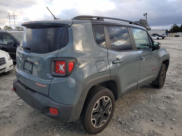 36821714-2016-jeep-renegade_3