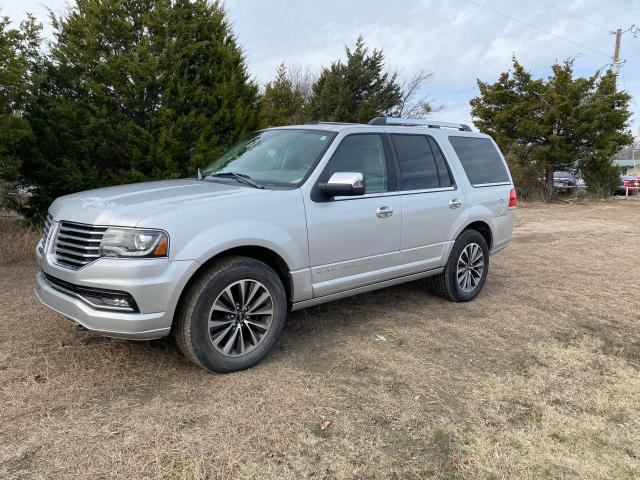 36869194-2015-lincoln-navigator_2