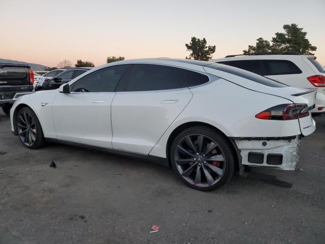 36901744-2014-tesla-model-s_2