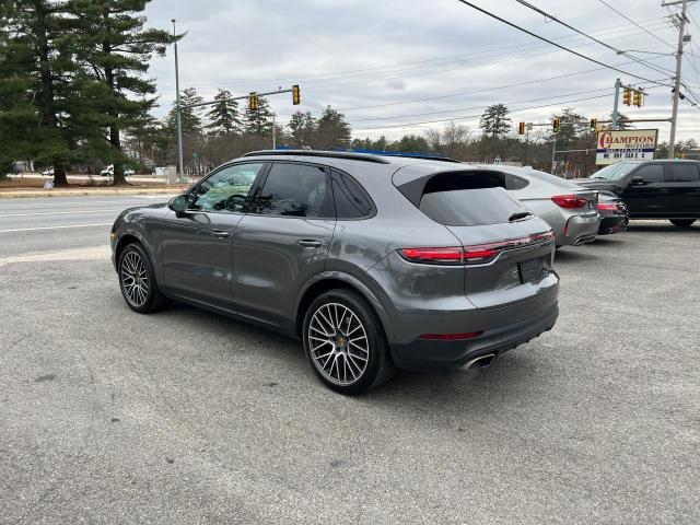 37120924-2019-porsche-cayenne_3