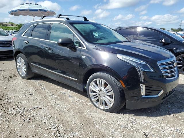 37135594-2017-cadillac-xt5_4