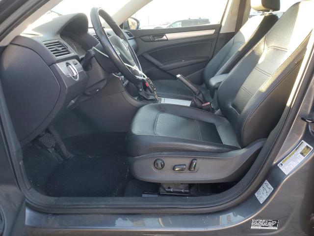 37173744-2012-volkswagen-passat_7