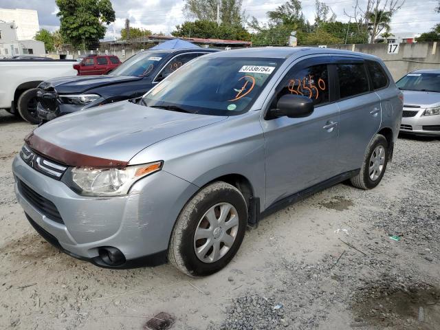 37336754-2014-mitsubishi-outlander_1