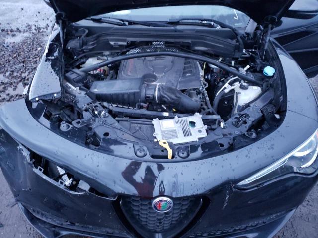 37355564-2019-alfa-romeo-stelvio_11