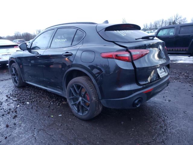 37355564-2019-alfa-romeo-stelvio_2