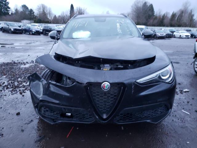 37355564-2019-alfa-romeo-stelvio_5