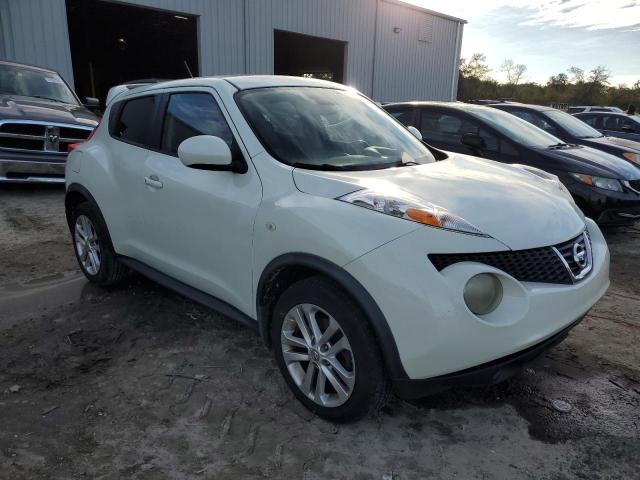 37362584-2012-nissan-juke_4