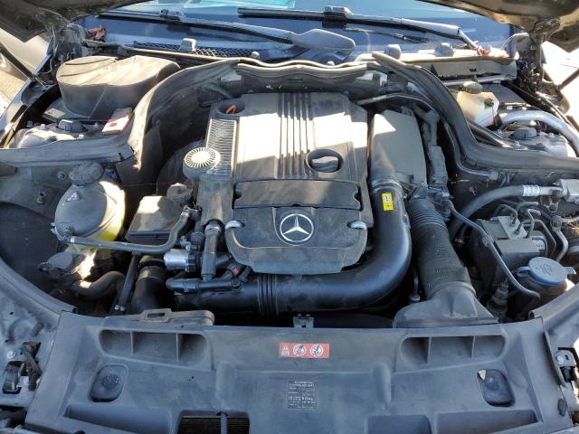 37372404-2014-mercedes-benz-c-class_11