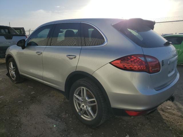 37378014-2013-porsche-cayenne_2