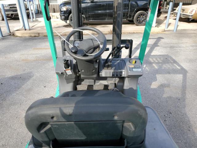 37439634-2010-mitsubishi-forklift_5
