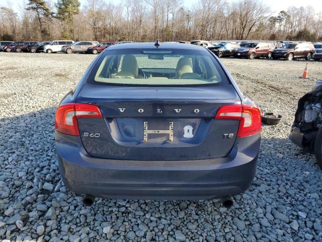 37475264-2013-volvo-s60_6