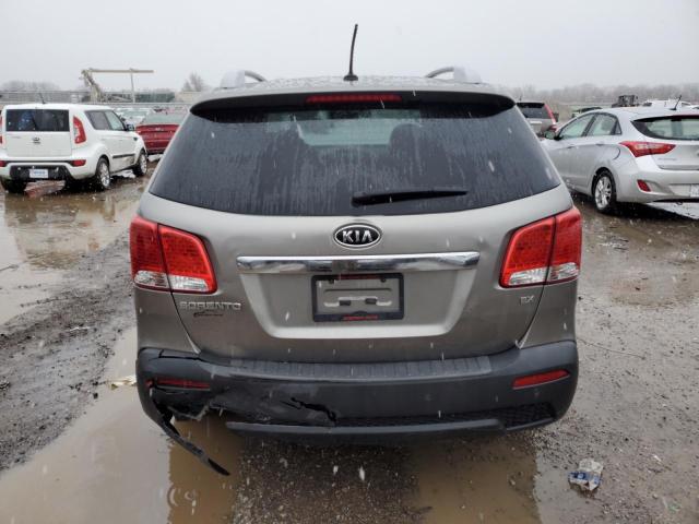 37516214-2011-kia-sorento_6