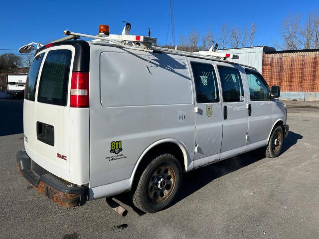 37598774-2013-gmc-savana_4