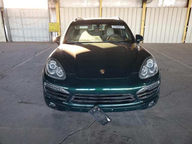 37664074-2012-porsche-cayenne_5