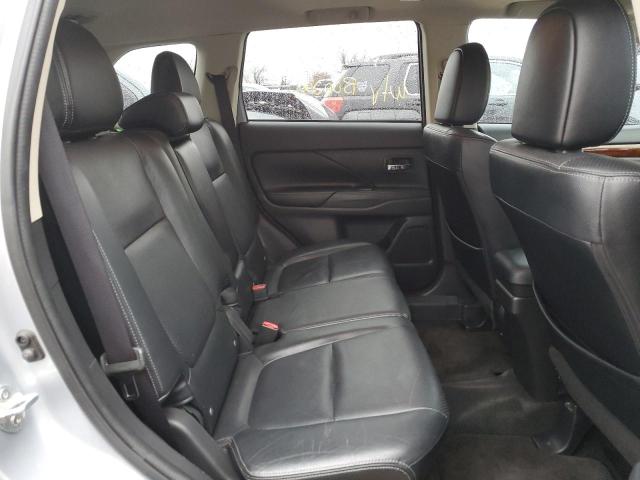 37696534-2014-mitsubishi-outlander_11