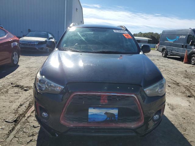 37764104-2014-mitsubishi-outlander_5