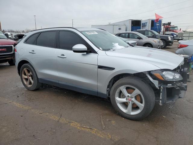 37891024-2017-jaguar-f-pace_4