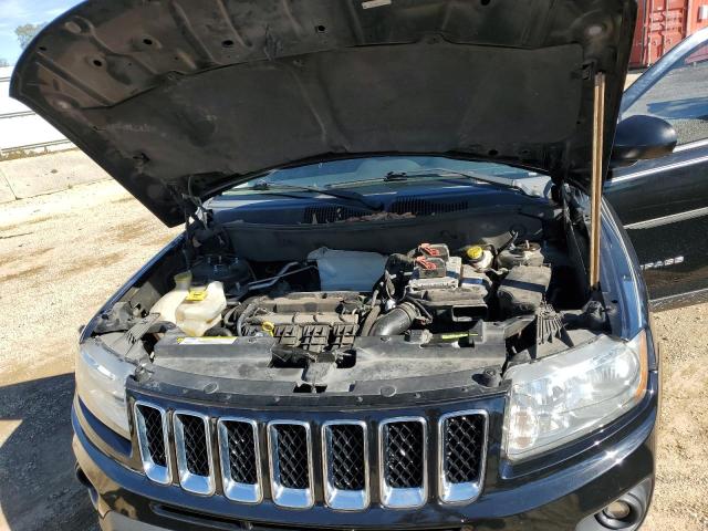 37923384-2013-jeep-compass_12