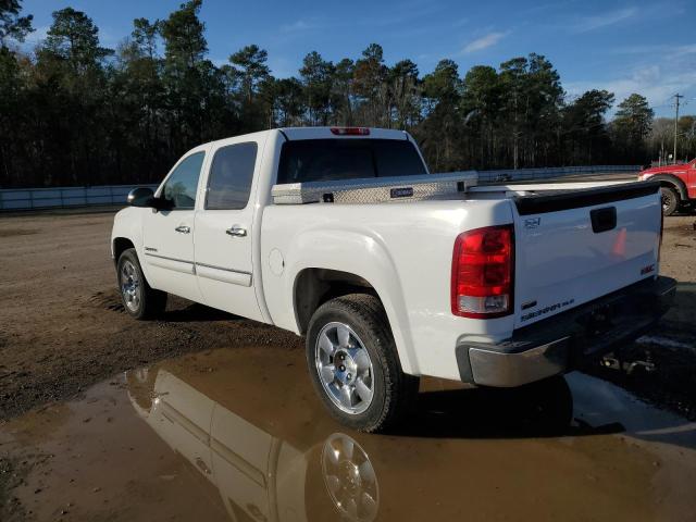 37973474-2010-gmc-sierra_2