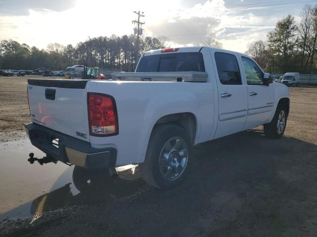 37973474-2010-gmc-sierra_3