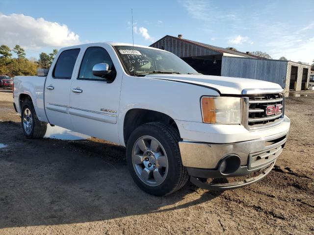 37973474-2010-gmc-sierra_4