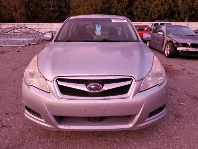 37989974-2012-subaru-legacy_5