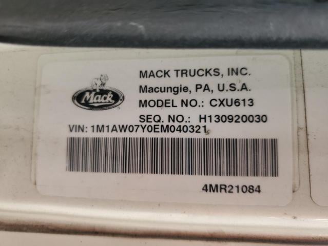 38004424-2014-mack-all-models_10