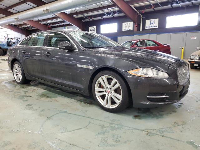 38063114-2014-jaguar-xj_4