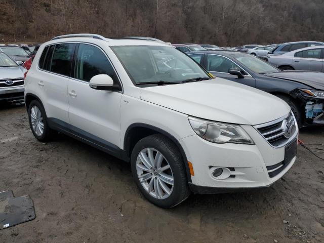 38088394-2010-volkswagen-tiguan_4