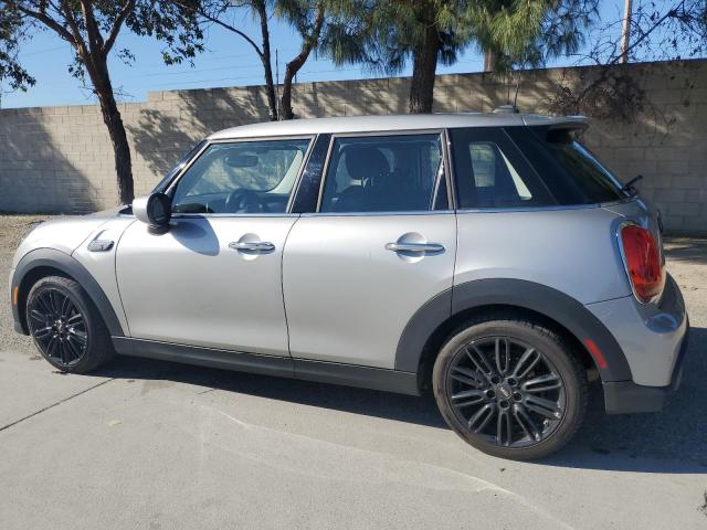 38126984-2024-mini-cooper_2