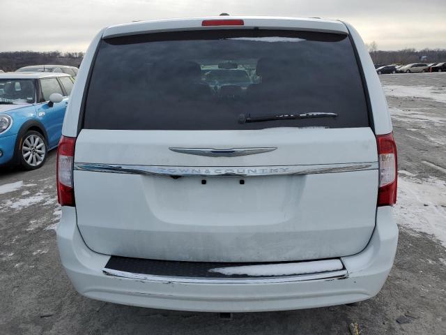 38175944-2015-chrysler-minivan_6