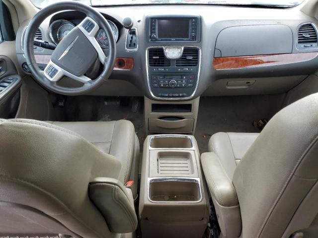 38175944-2015-chrysler-minivan_8