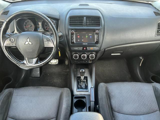 38242604-2018-mitsubishi-outlander_8