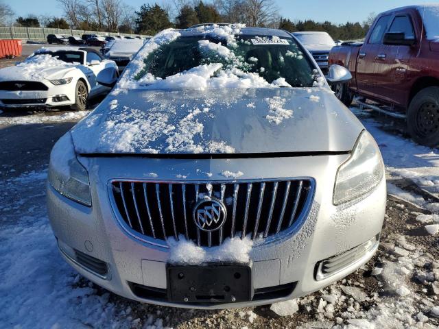 38359224-2011-buick-regal_5