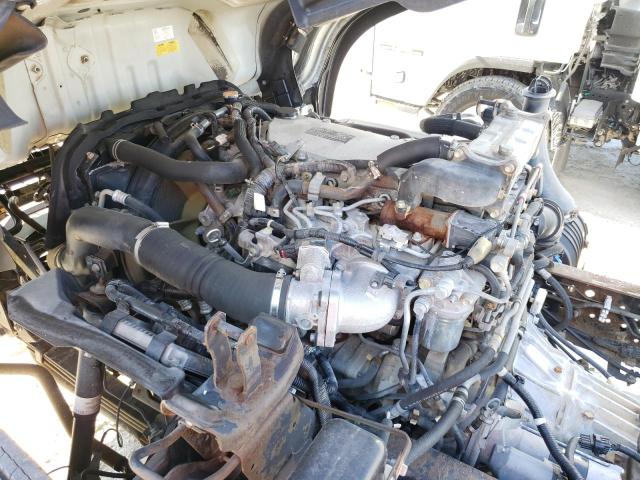 38388094-2016-isuzu-all-models_11