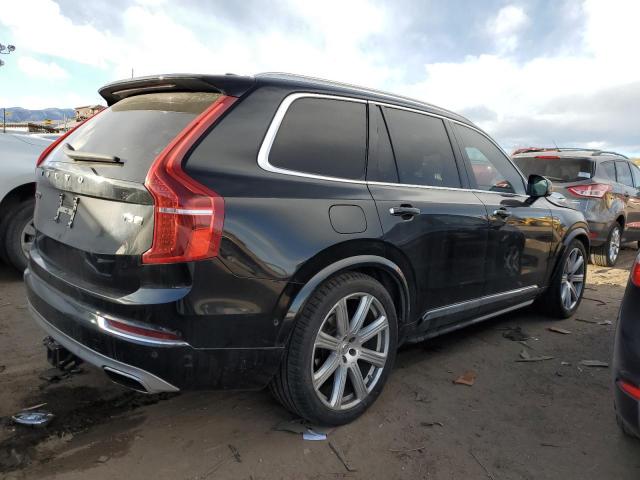 38399584-2016-volvo-xc90_3