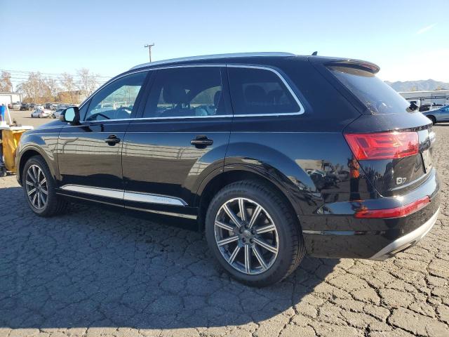 38405924-2017-audi-q7_2