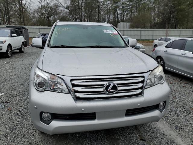 38533504-2010-lexus-gx_5