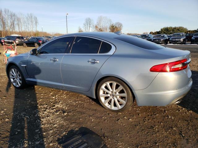 38549744-2013-jaguar-xf_2