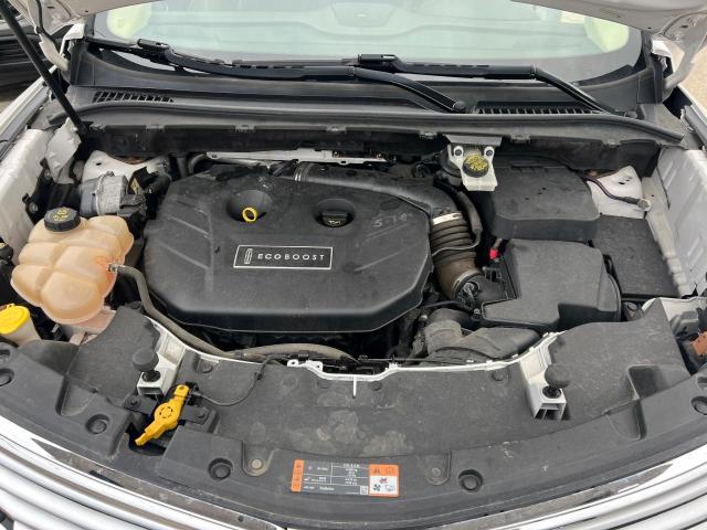 38620874-2015-lincoln-mkz_7