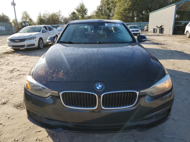 38661044-2017-bmw-3-series_5