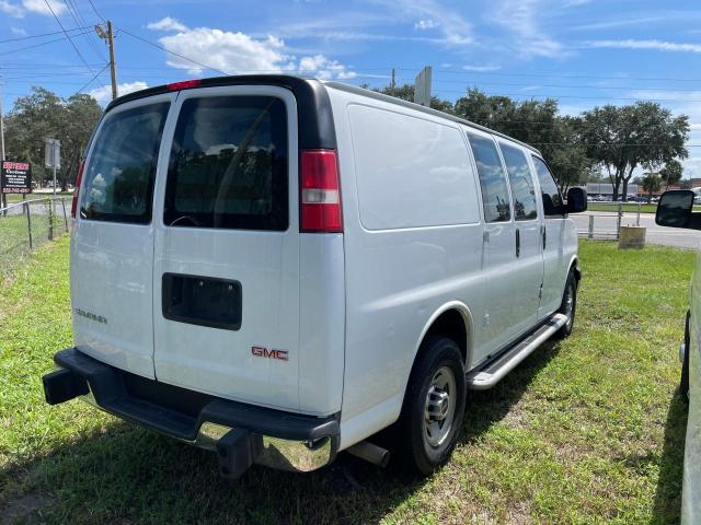 38719424-2015-gmc-savana_4