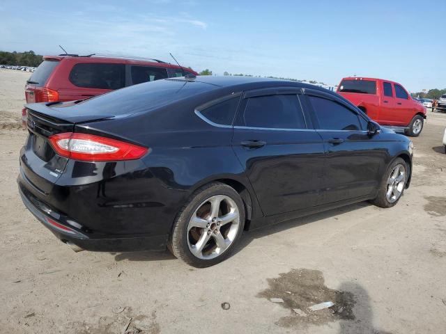 38739114-2013-ford-fusion_3