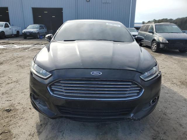 38739114-2013-ford-fusion_5