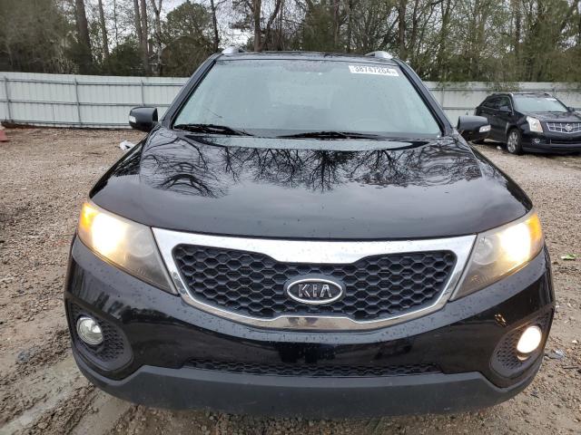 38747264-2011-kia-sorento_5