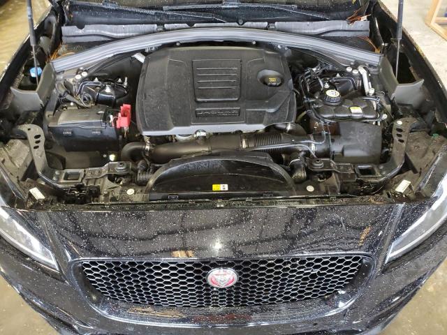 38760774-2019-jaguar-f-pace_11