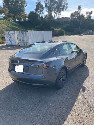 38794044-2023-tesla-model-3_4